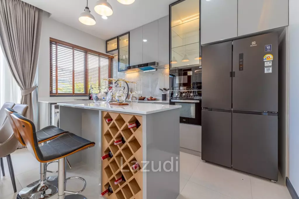 3 Beds 4 Baths 130 SQ.M. Villa In Central Pattaya