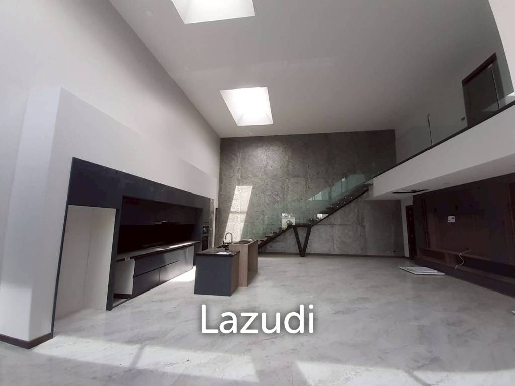 6 Rai Land With Ultra-Luxury Modern Project