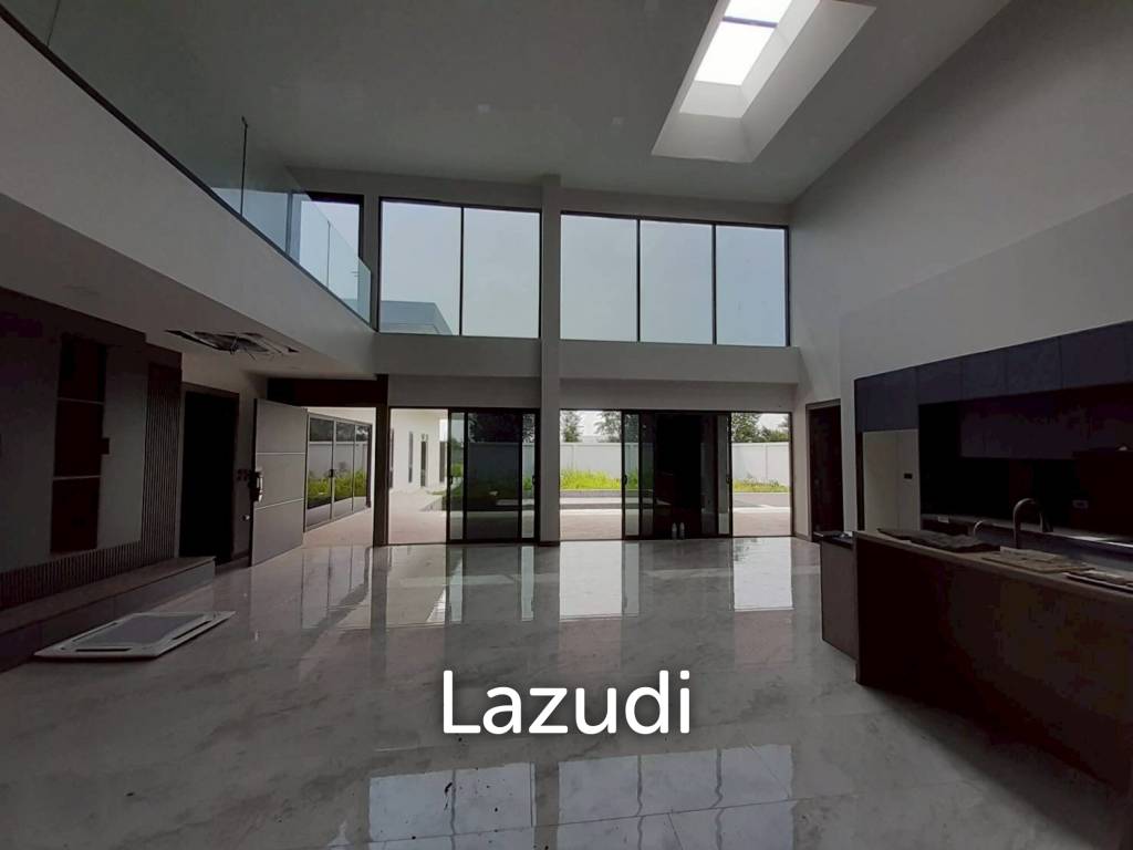 6 Rai Land With Ultra-Luxury Modern Project