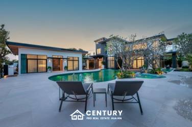 CHA-AM : Luxury Beachfront 6 Bedroom Pool Villa