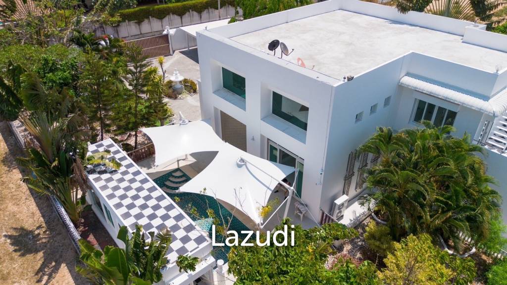 Modern 4-Bedroom Villa with Pool in Hua Hin