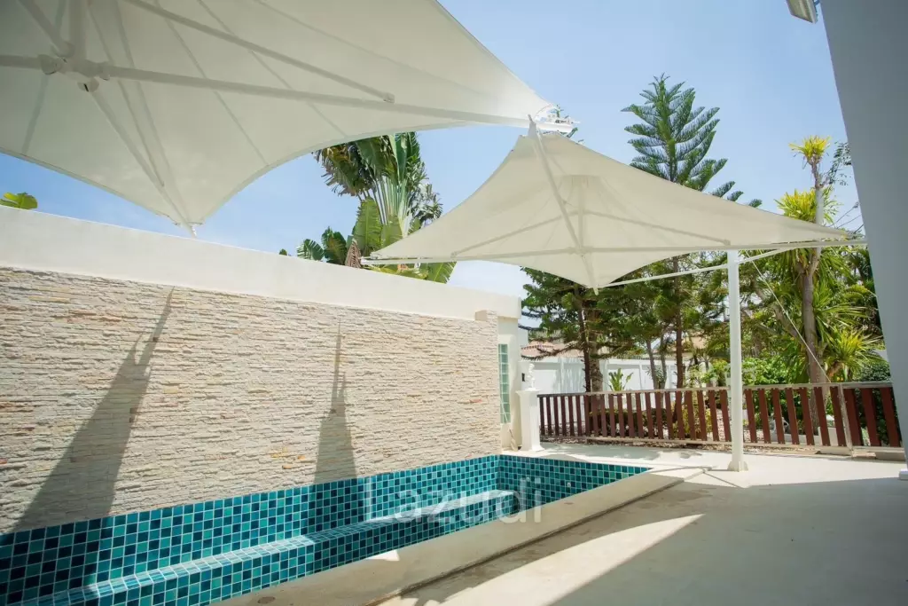 Modern 4-Bedroom Villa with Pool in Hua Hin