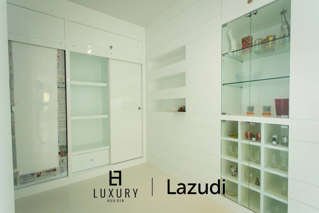 Modern 4-Bedroom Villa with Pool in Hua Hin