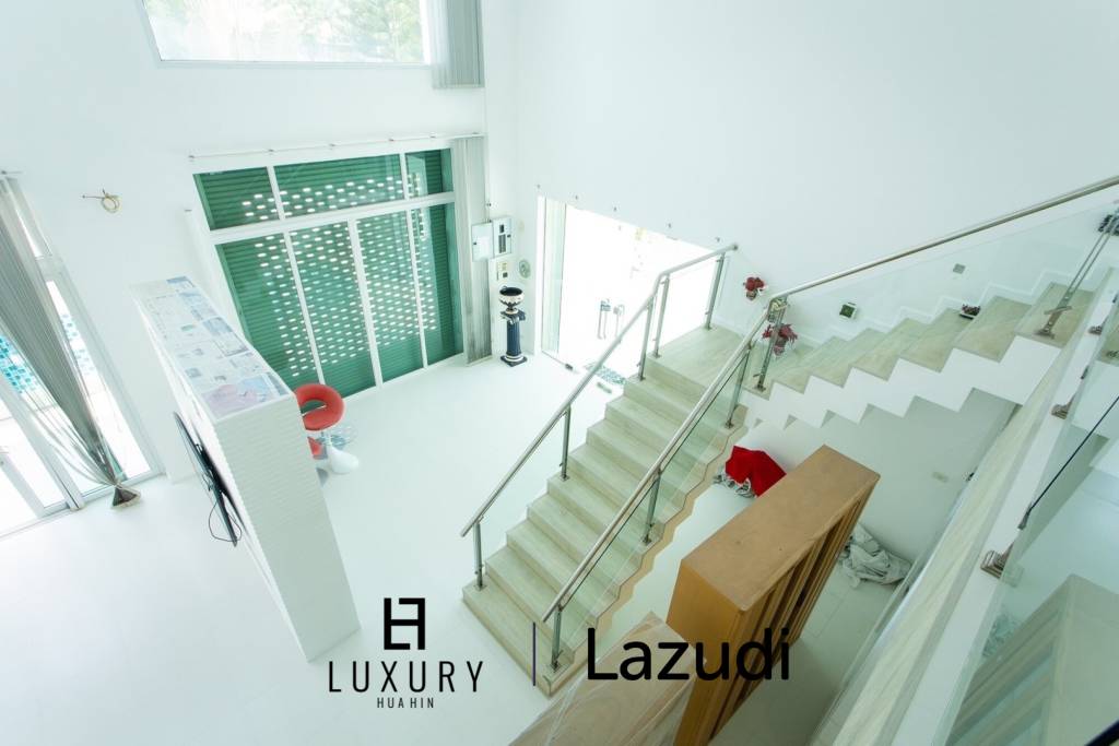 Modern 4-Bedroom Villa with Pool in Hua Hin