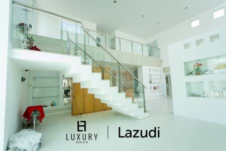 Modern 4-Bedroom Villa with Pool in Hua Hin