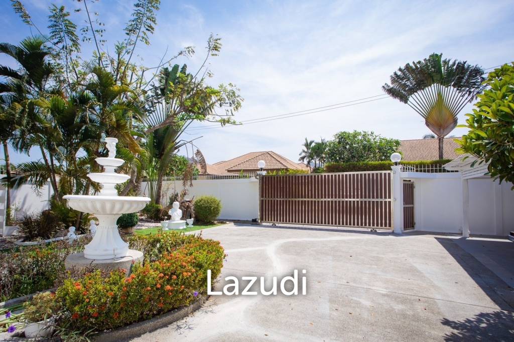 Modern 4-Bedroom Villa with Pool in Hua Hin