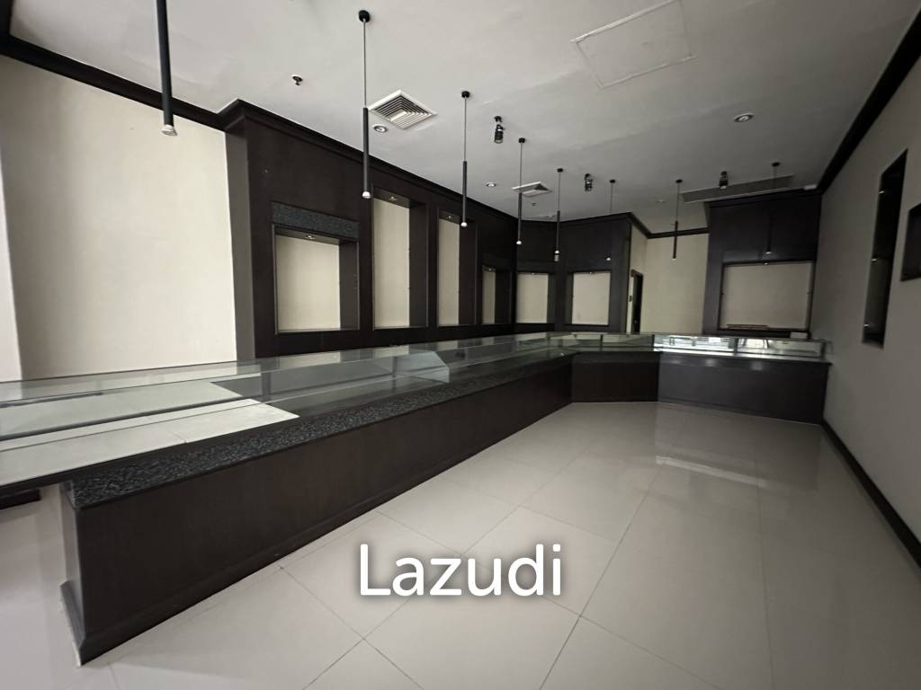 Prime Retail Space in Piyamitr Building Bangkok
