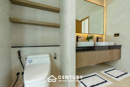 808 ตร.ม 3 เตียง 4 อาบน้ำ วิลล่า For ขาย