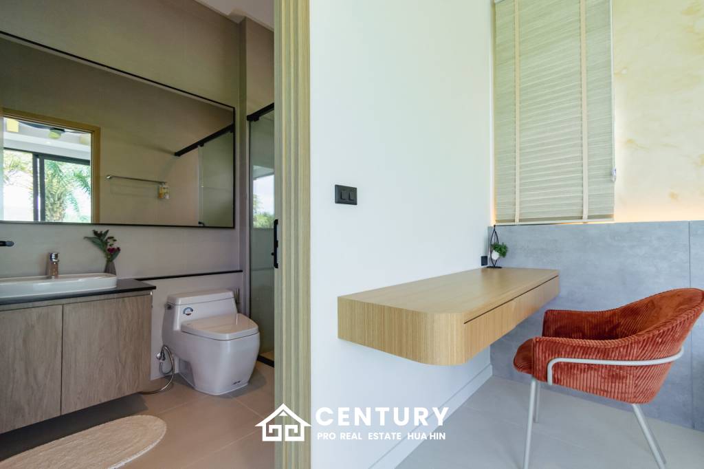 808 ตร.ม 3 เตียง 4 อาบน้ำ วิลล่า For ขาย