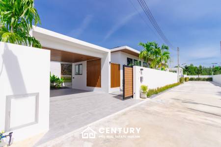 808 ตร.ม 3 เตียง 4 อาบน้ำ วิลล่า For ขาย