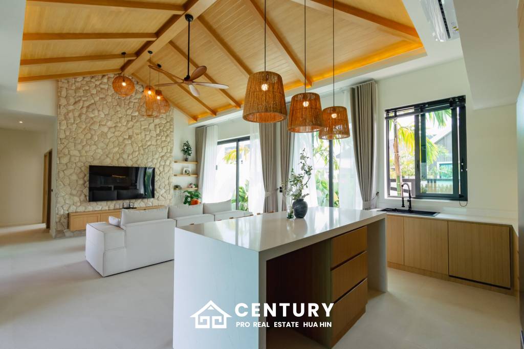 808 ตร.ม 3 เตียง 4 อาบน้ำ วิลล่า For ขาย