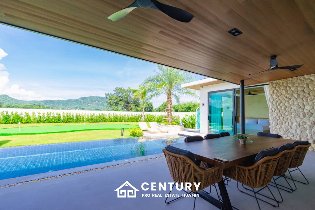 808 ตร.ม 3 เตียง 4 อาบน้ำ วิลล่า For ขาย