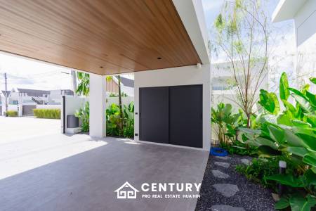 808 ตร.ม 3 เตียง 4 อาบน้ำ วิลล่า For ขาย