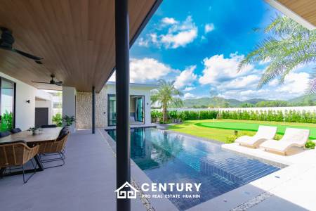 808 ตร.ม 3 เตียง 4 อาบน้ำ วิลล่า For ขาย