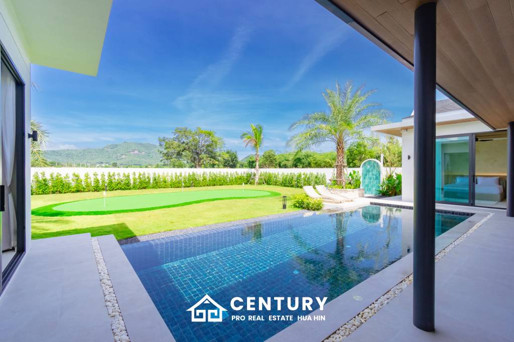 808 ตร.ม 3 เตียง 4 อาบน้ำ วิลล่า For ขาย