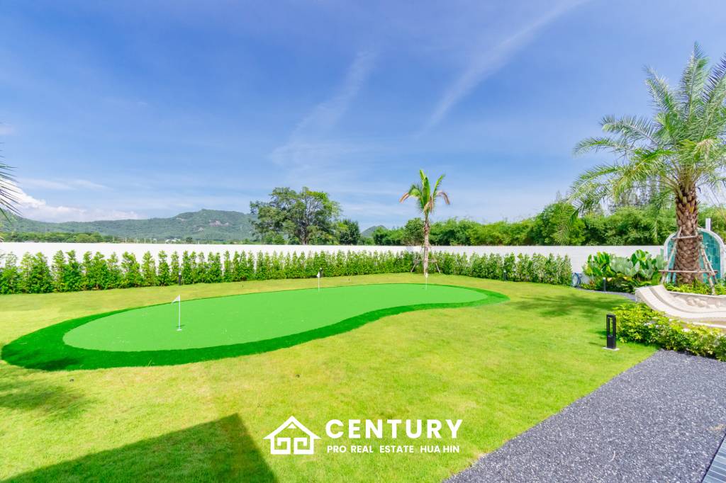 808 ตร.ม 3 เตียง 4 อาบน้ำ วิลล่า For ขาย