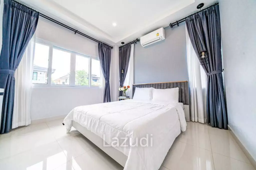 5 Bedrooms 3 Bathrooms 200 SQ.M. View Point
