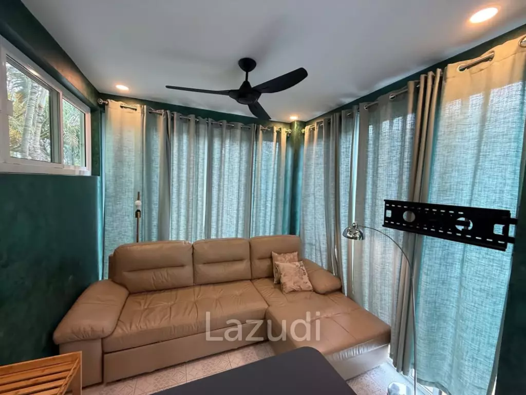 Beautiful Charming Pool Villa with 2(3) bed, 3 bath and office