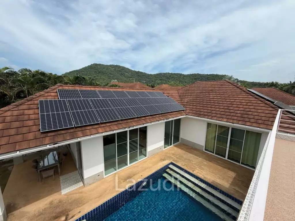 Beautiful Charming Pool Villa with 2(3) bed, 3 bath and office