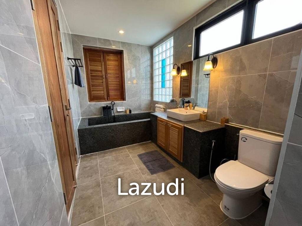 Incredible Roman-Style Hilltop Villa with Sea and Sunset Views