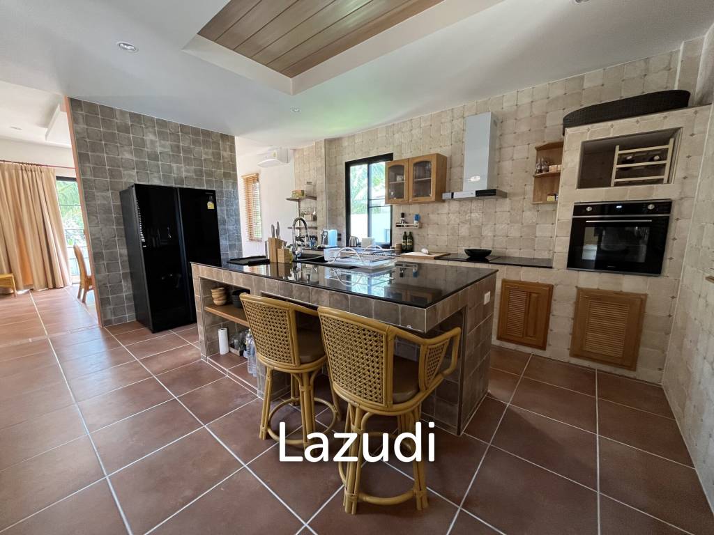 Incredible Roman-Style Hilltop Villa with Sea and Sunset Views