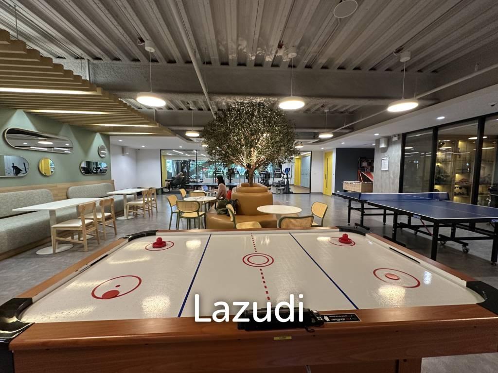 Modern Office Space in Chartered Square Silom