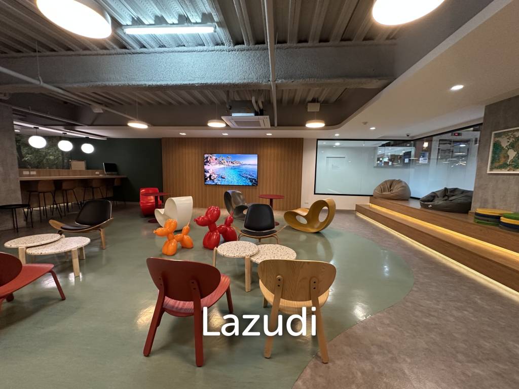 Modern Office Space in Chartered Square Silom
