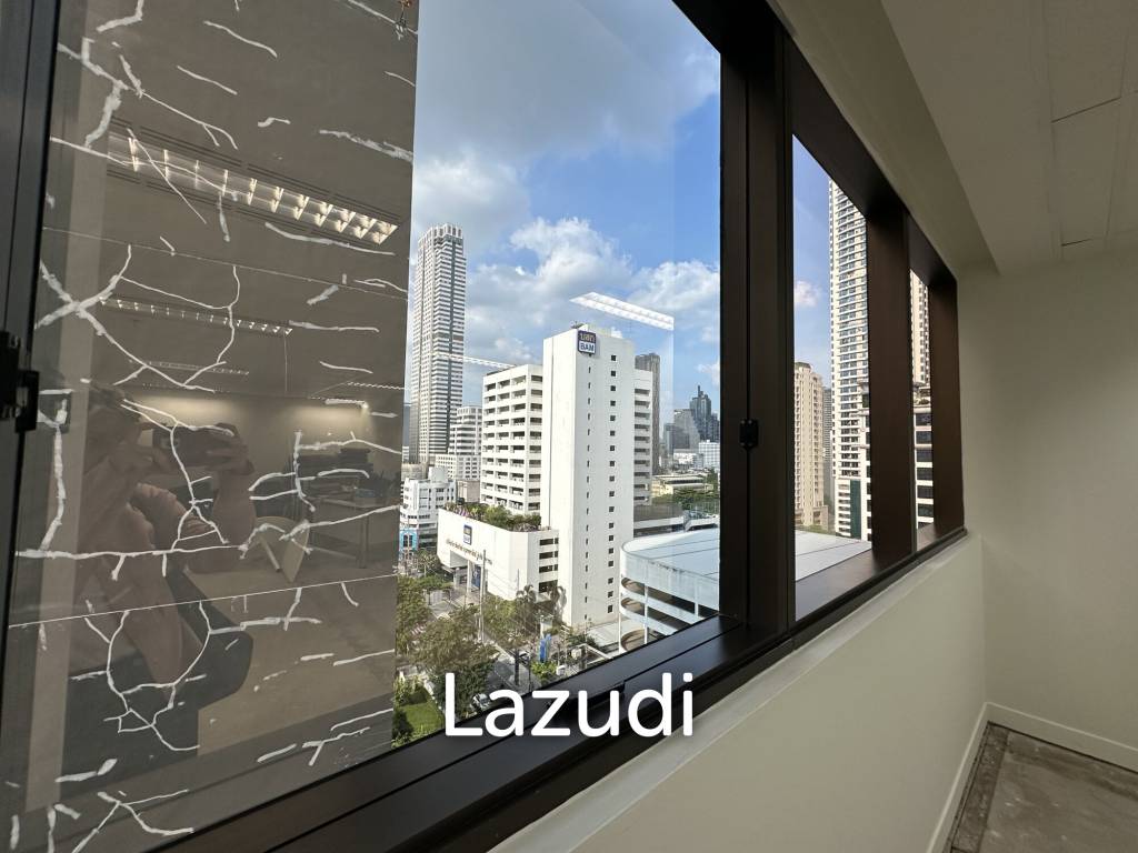 Spacious Unfurnished Office in Chartered Square Bangkok