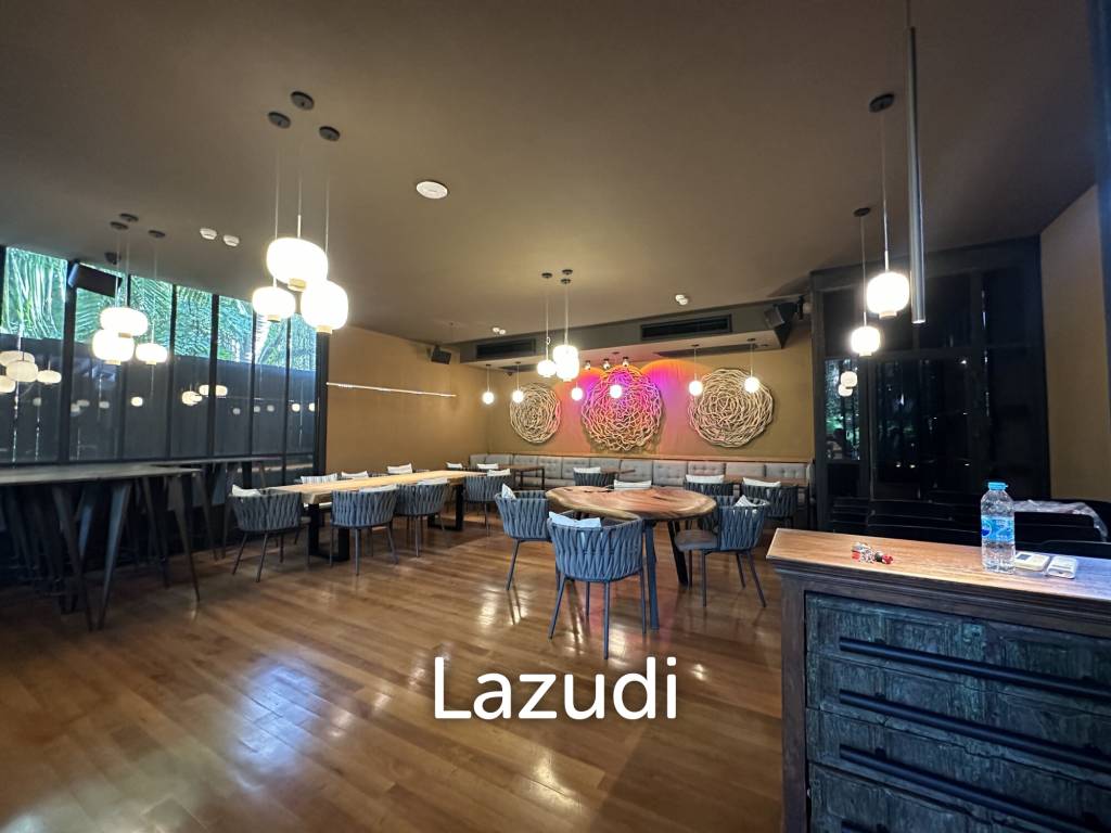 Restaurant with Tranquil Greenery in Sathon Bangkok