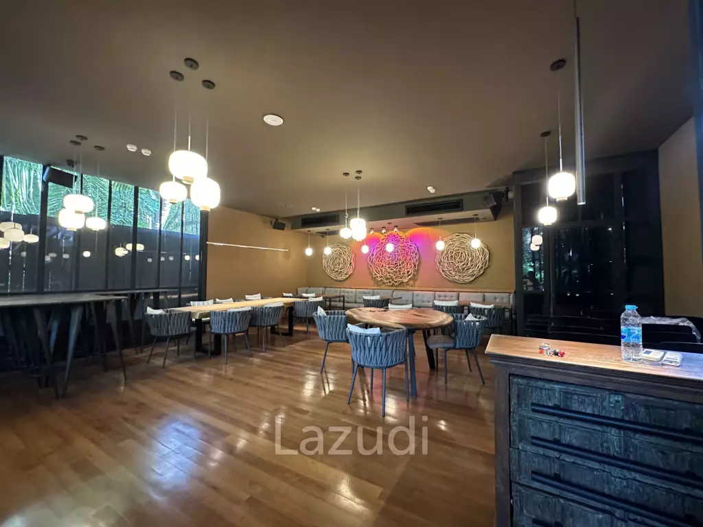 Restaurant with Tranquil Greenery in Sathon Bangkok