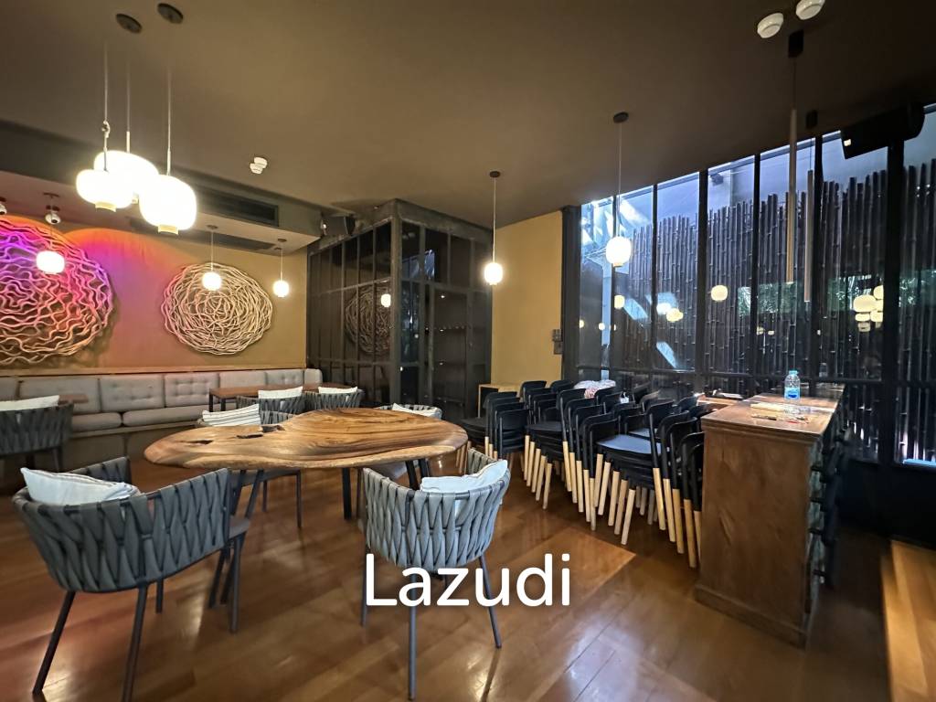 Restaurant with Tranquil Greenery in Sathon Bangkok