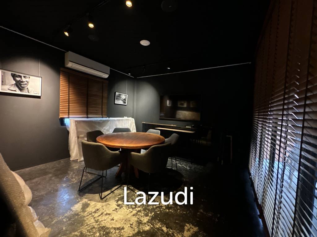 Modern Retail Space in Yan Nawa Sathon Bangkok