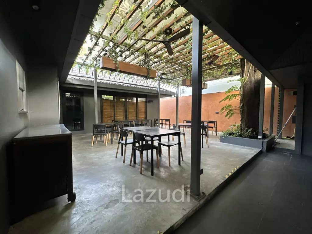 Modern Retail Space in Yan Nawa Sathon Bangkok