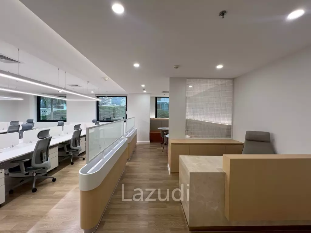 Spacious Fully Furnished Office at The Empire Place in Sathorn