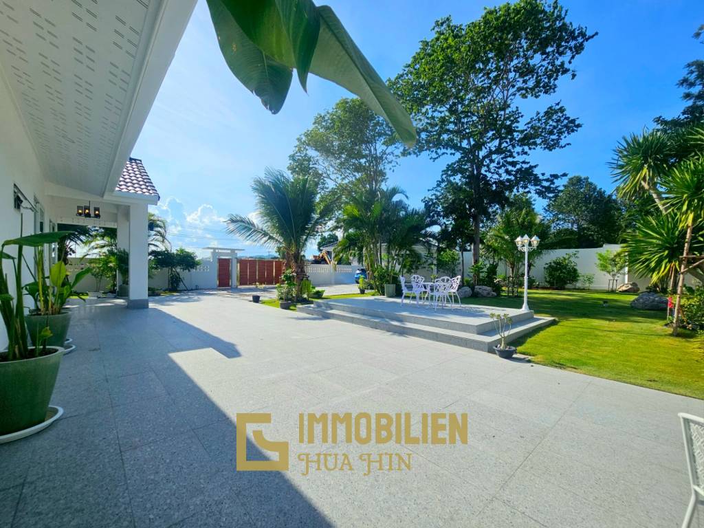 großes Grundstück / Modern / 180 qm Wohnfläche