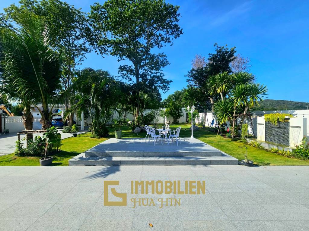 großes Grundstück / Modern / 180 qm Wohnfläche