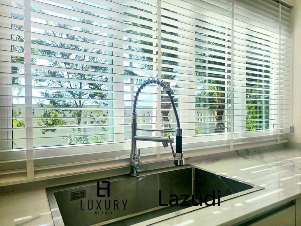 Luxurious, Ready-to-Move-in Home in Exclusive Hua Hin 70, Hin Lek Fai