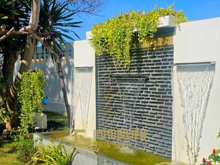 großes Grundstück / Modern / 180 qm Wohnfläche