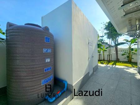 Luxurious, Ready-to-Move-in Home in Exclusive Hua Hin 70, Hin Lek Fai