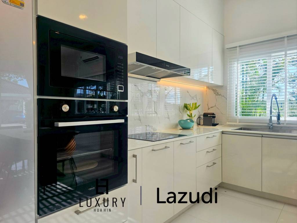 Luxurious, Ready-to-Move-in Home in Exclusive Hua Hin 70, Hin Lek Fai