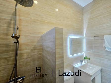 Luxurious, Ready-to-Move-in Home in Exclusive Hua Hin 70, Hin Lek Fai