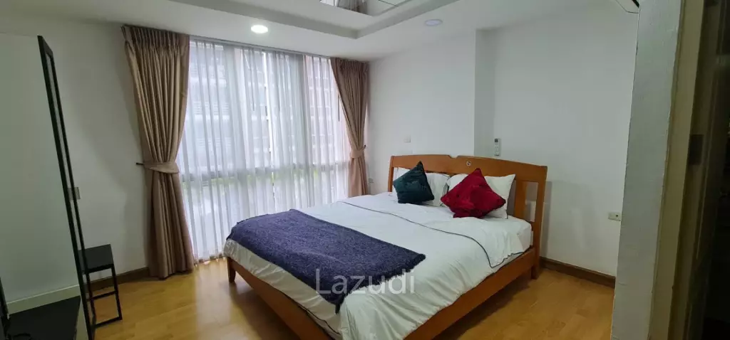 Luxury 2-Bedroom Condo in The Master Sathorn