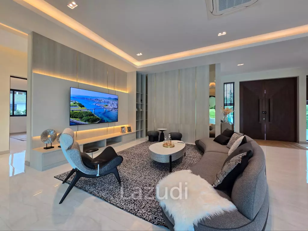 PALM HILLS : Luxurious 4 Bed Pool villa  in the Golf Course