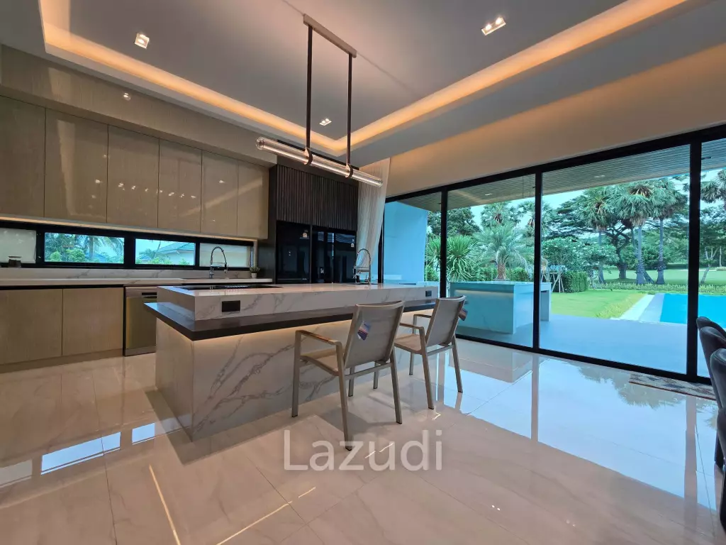 PALM HILLS : Luxurious 4 Bed Pool villa  in the Golf Course