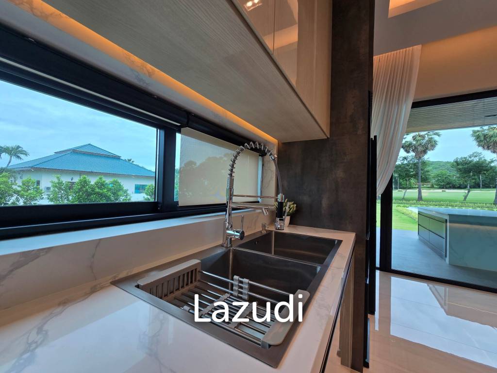 PALM HILLS : Luxurious 4 Bed Pool villa  in the Golf Course