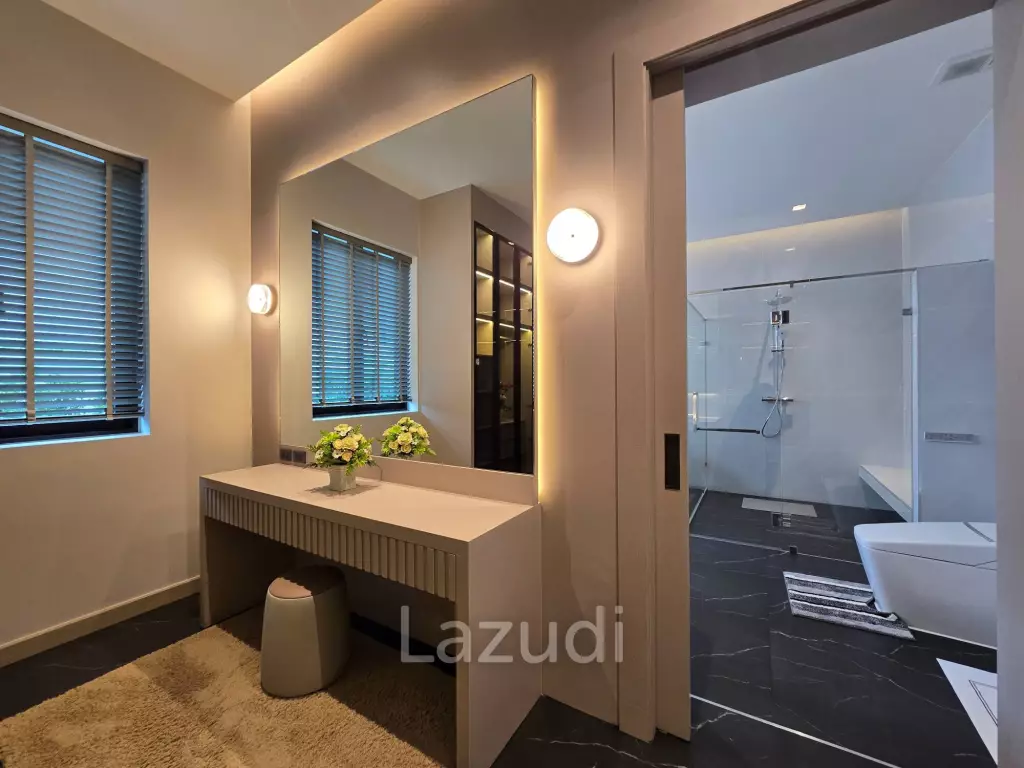 PALM HILLS : Luxurious 4 Bed Pool villa  in the Golf Course