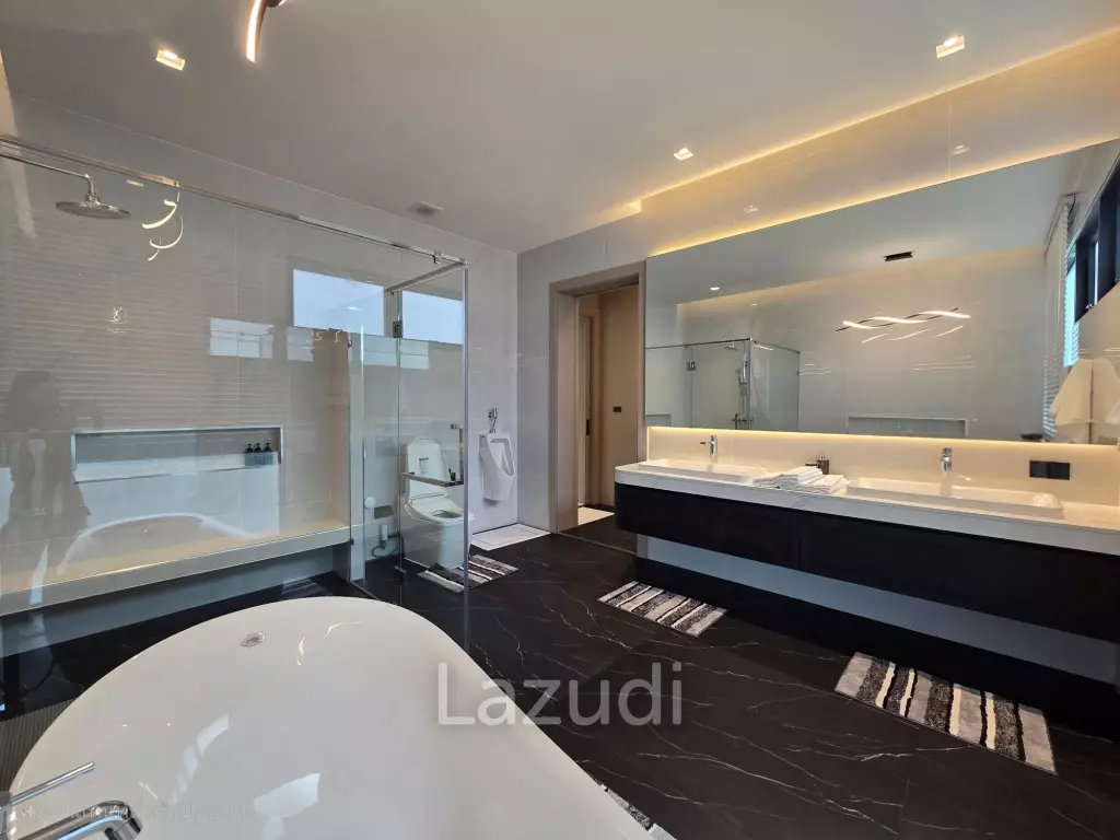 PALM HILLS : Luxurious 4 Bed Pool villa  in the Golf Course