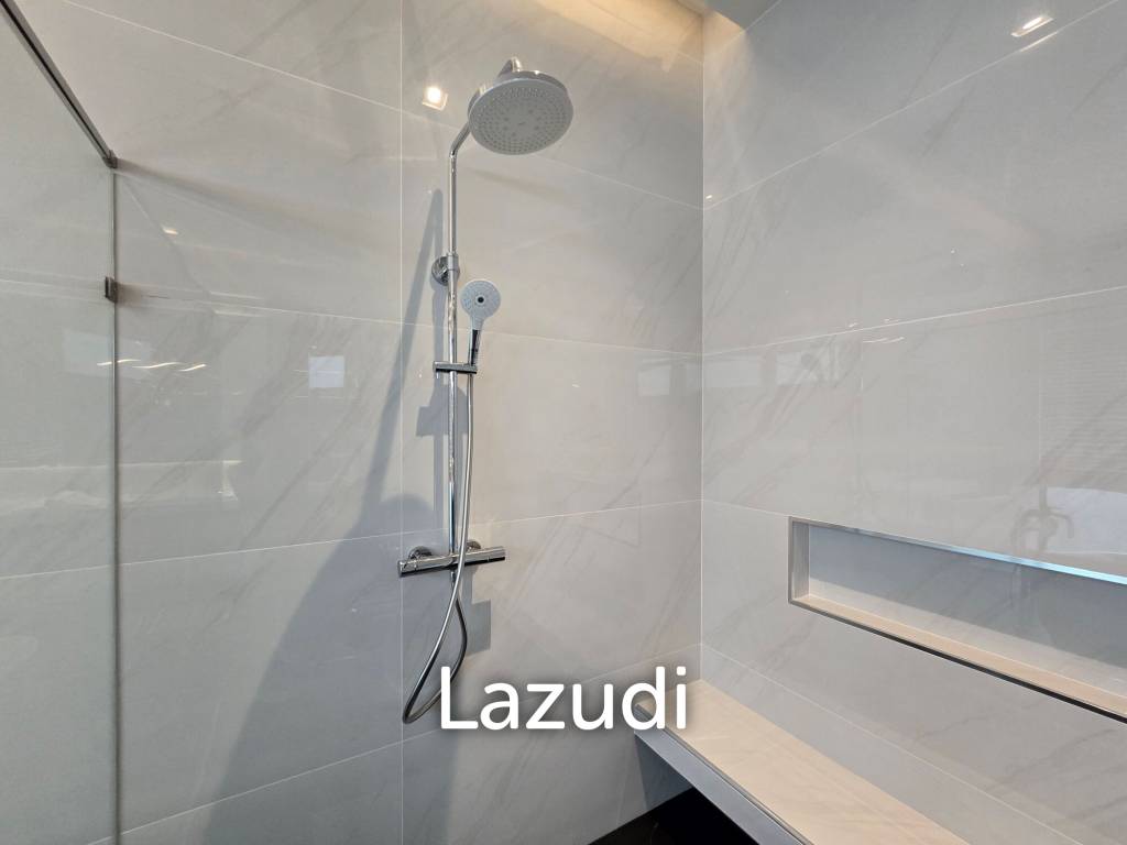 PALM HILLS : Luxurious 4 Bed Pool villa  in the Golf Course