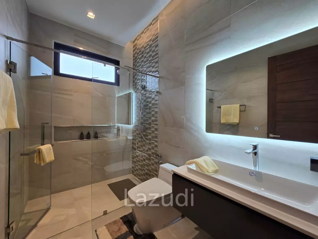 PALM HILLS : Luxurious 4 Bed Pool villa  in the Golf Course