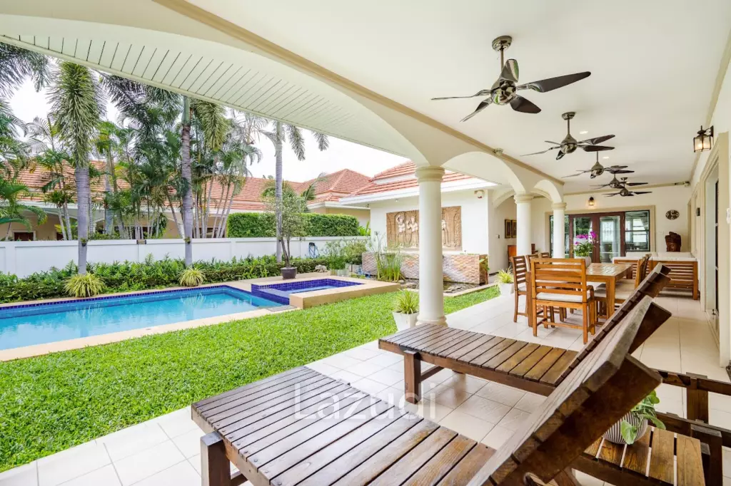 Luxurious 4-Bedroom Villa in Hua Hin with Pool